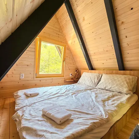 Luksustelt Riverside A-frame Escape