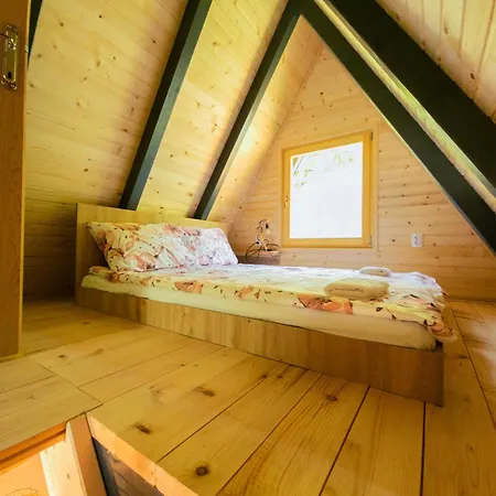 Riverside A-frame Escape