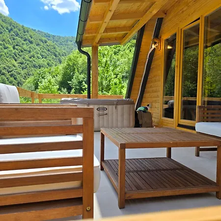 Riverside A-frame Escape