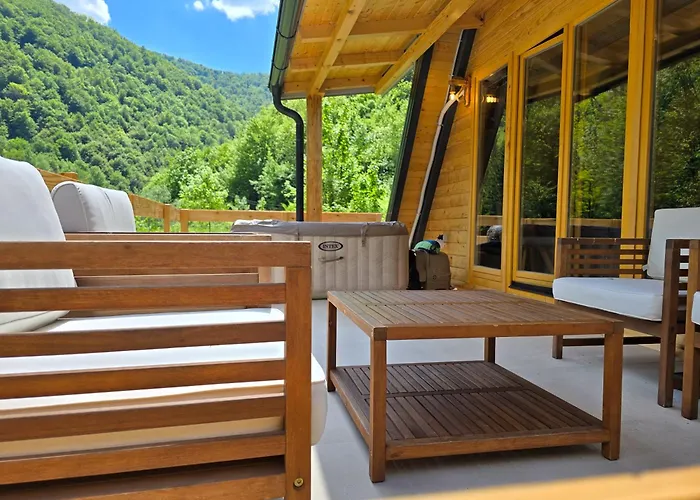 Riverside A-frame Escape